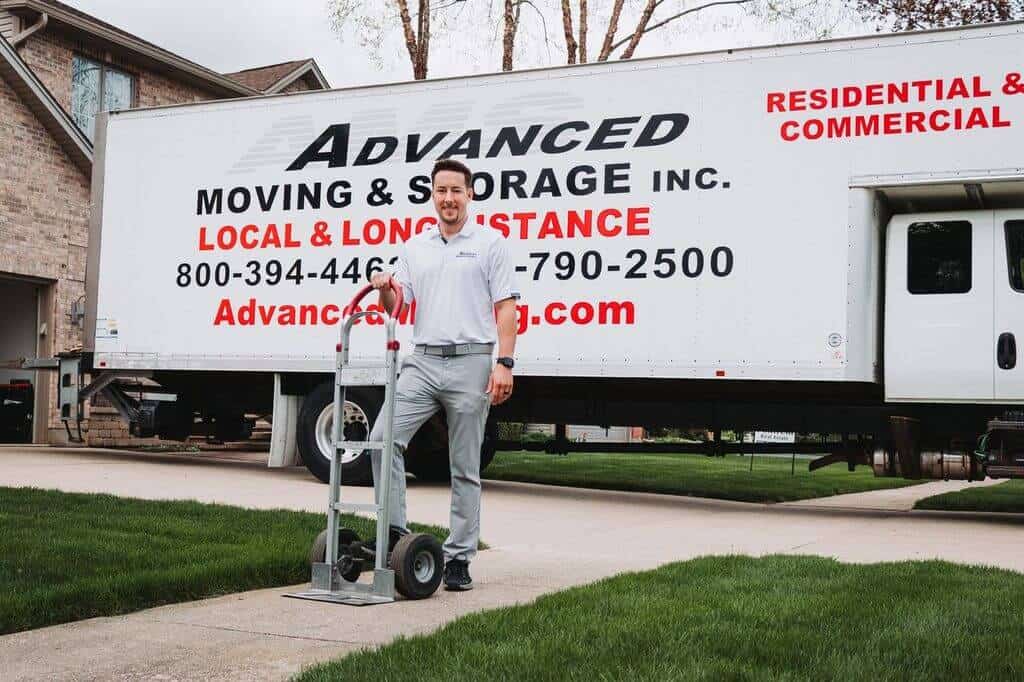 advanced moving & storage truck with moving equipment
