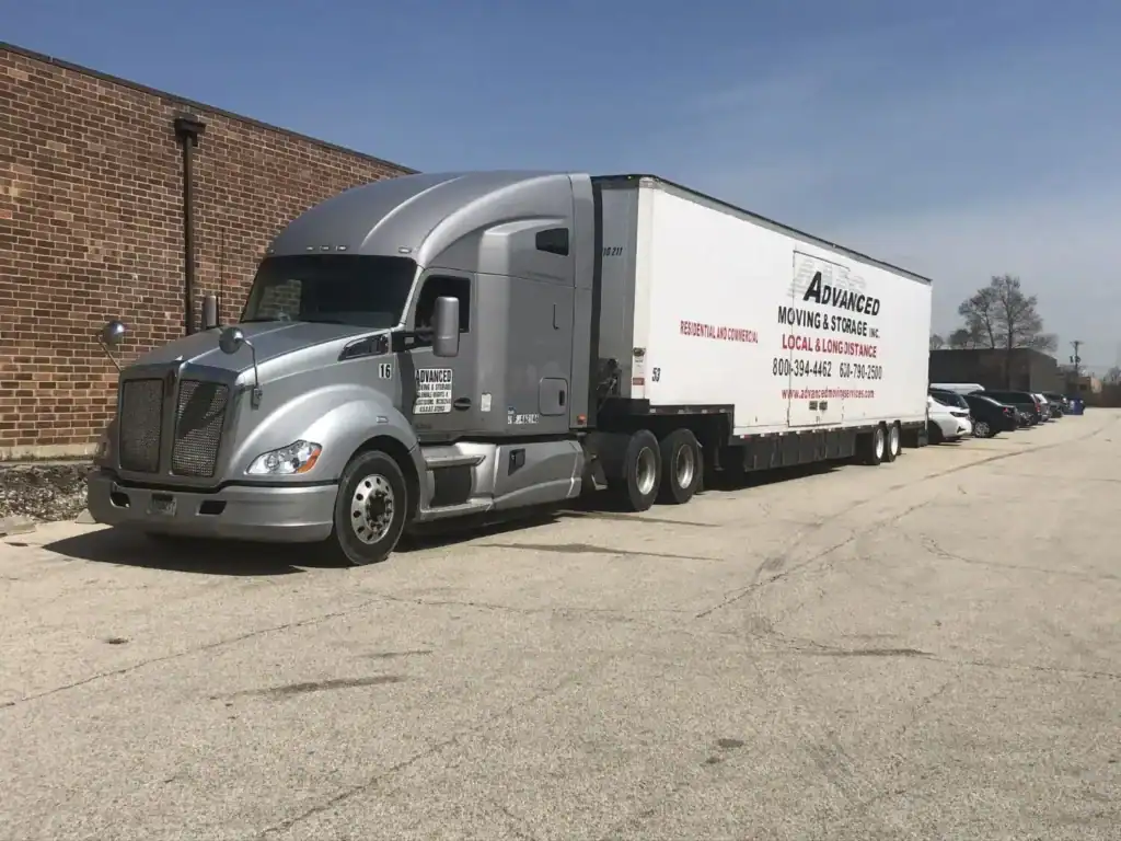 advanced moving & storage truck