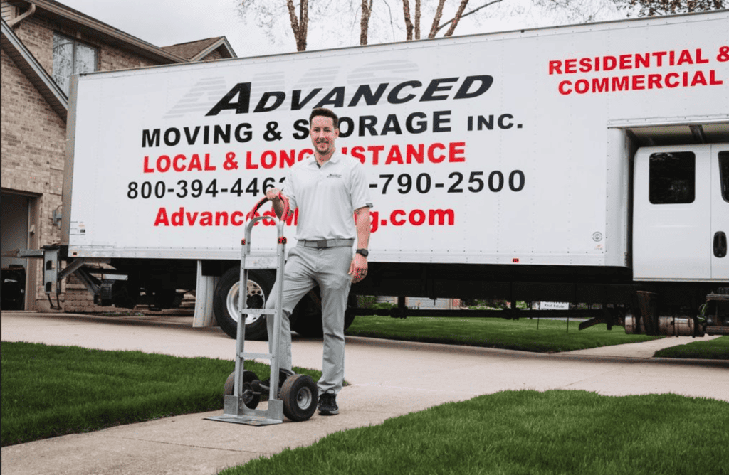 moving & storage truck with professional mover